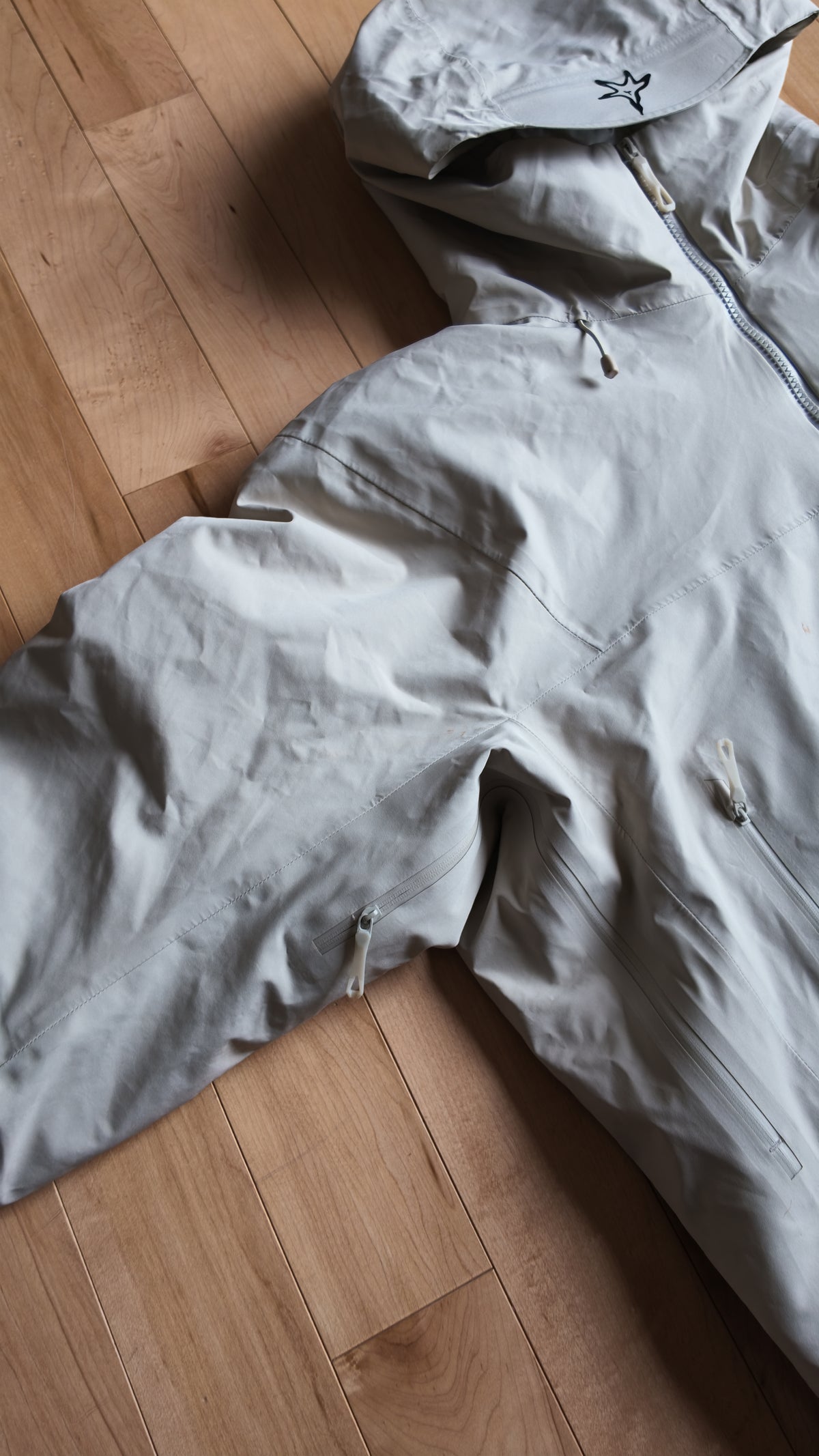 off white Apex ski jacket