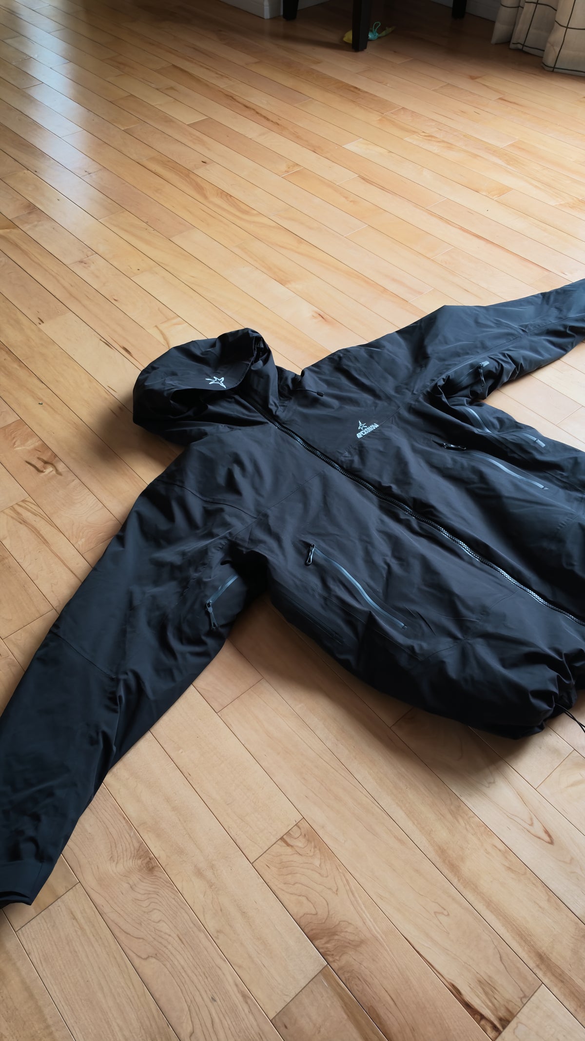 Obsidian ski jacket